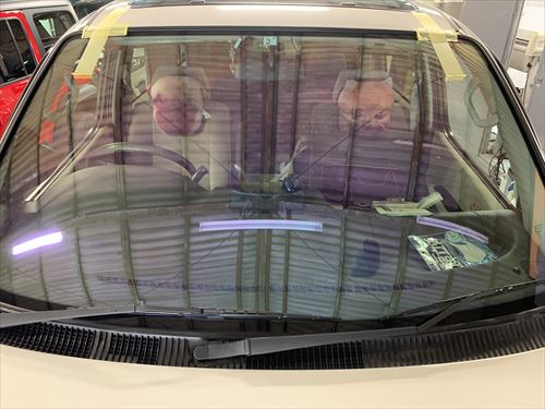 社外新品　フロントガラス　ハイエース バン ( 接着貼付 )　LH100系～170系　ボカシ無　お届け先が会社・法人様のみ ※個人宅不可※ トヨタ ハイエース 社外新品フロントガラス交換 ｜グーネットピット