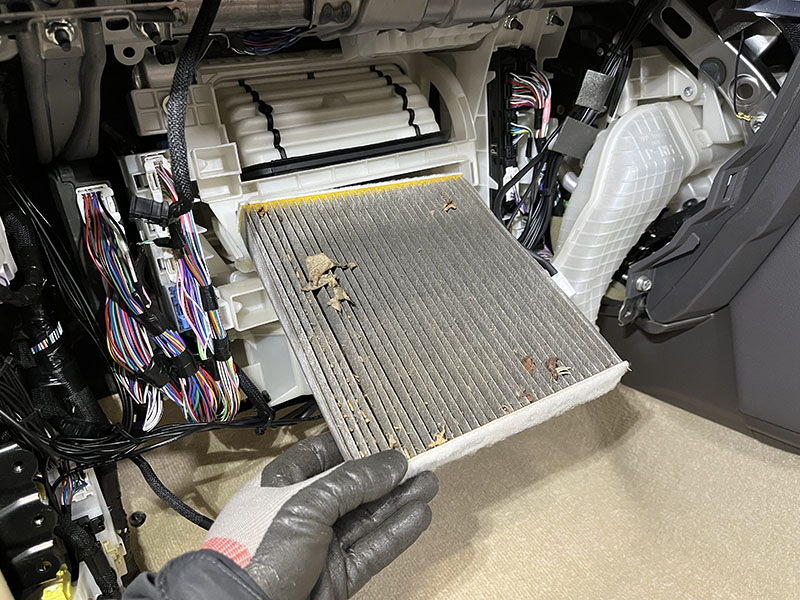 汚れたフィルター