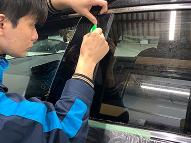 ピラーのカープロテクションフィルム