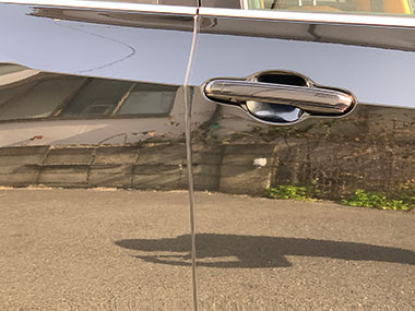 ドアエッジのカープロテクションフィルム