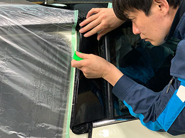 ピラーのカープロテクションフィルム