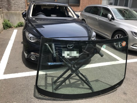 自動車フロントガラス交換 広島 レインセンサー対応ＵＶカットソーラー 