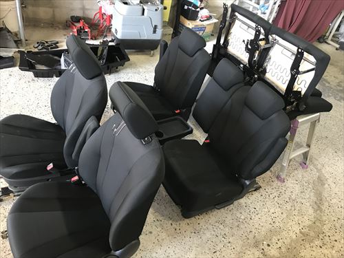 車内クリーニング 広島 水没クリーニング マツダ プレマシー ティーズフィルム広島 カーコーティング フロントガラス カーフィルム施工紹介ブログ