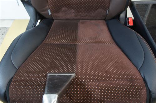 車内クリーニング 広島 飲み物こぼしクリーニング トヨタ アルファード ティーズフィルム広島 カーコーティング フロントガラス カーフィルム施工紹介ブログ