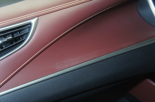 内装リペア 修理 広島 レザースリキズ補修 トヨタ ハリアー ティーズフィルム広島 カーコーティング フロントガラス カーフィルム施工紹介ブログ