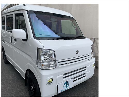 自動車フロントガラス交換 カーフィルム 広島 UVカットソーラーガラス