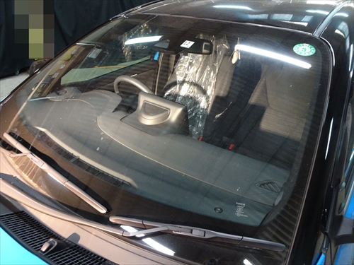 ガラス研磨 ガラス撥水コーティング 広島 トヨタ ヤリス Part1 ティーズフィルム広島 カーコーティング フロントガラス カーフィルム施工紹介ブログ