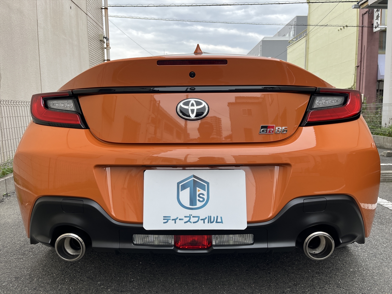 リアバンパー交換