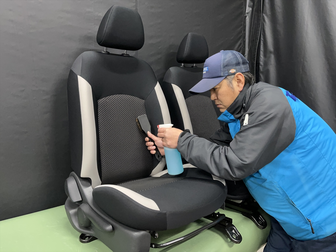 車内クリーニング(車内清掃)