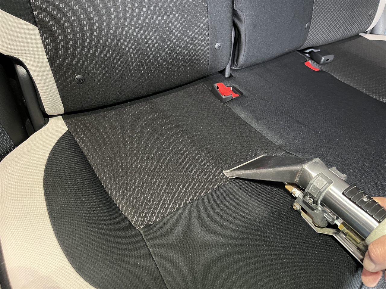 車内クリーニング(車内清掃)