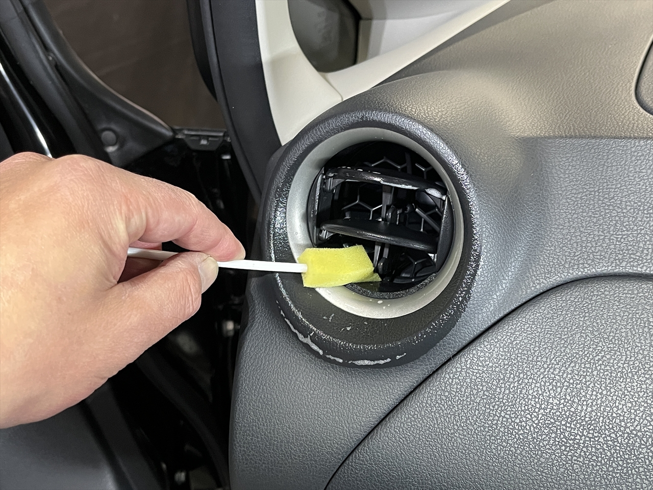 車内クリーニング(車内清掃)