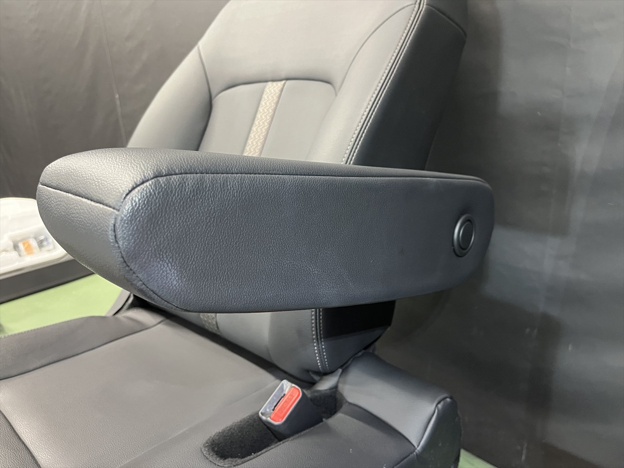 車内クリーニング(嘔吐)