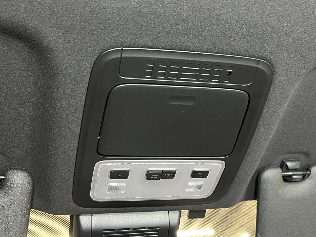 車内クリーニング(嘔吐)