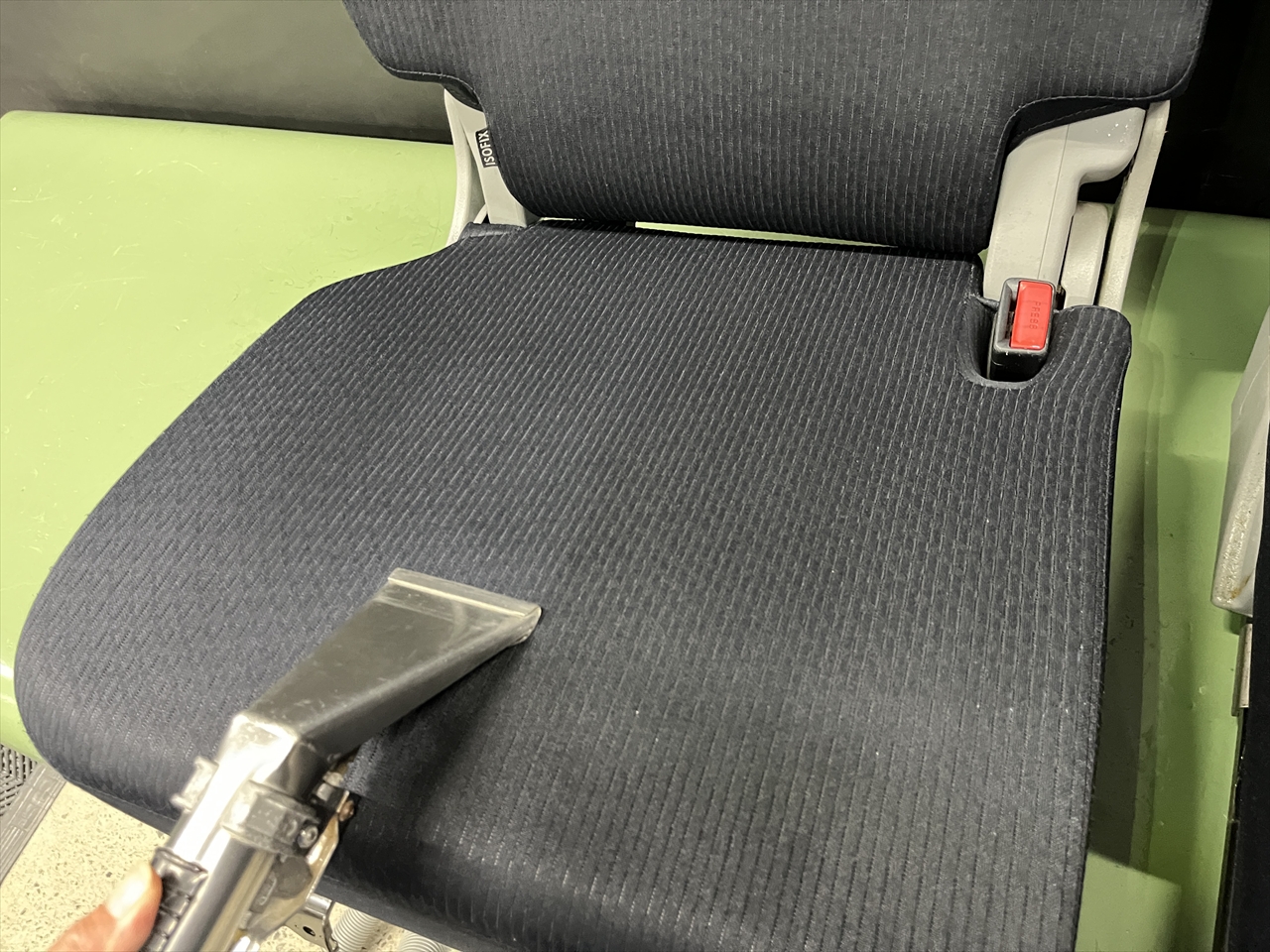 車内クリーニング (タバコ臭)
