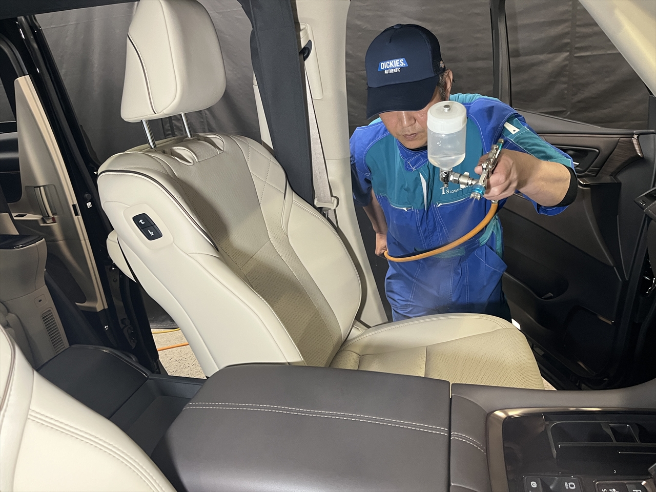 レザーコーティング
