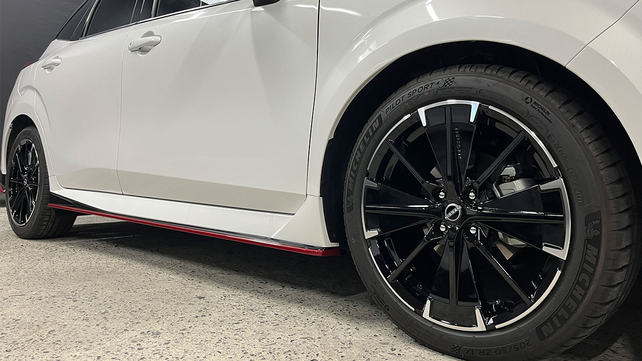 日産 オーラ ニスモ チューンドe-パワー4WD