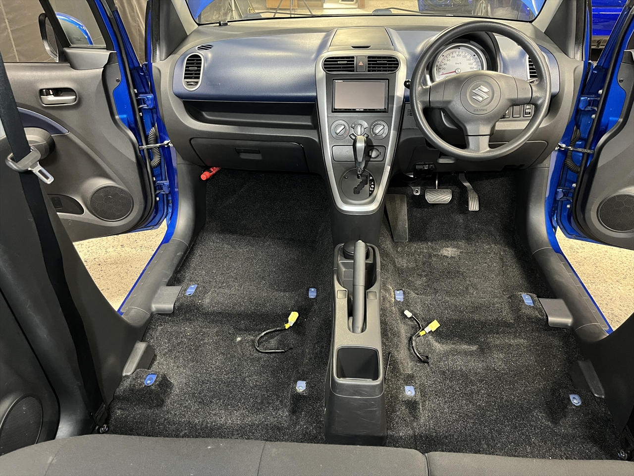 車内クリーニング (リフレッシュ)
