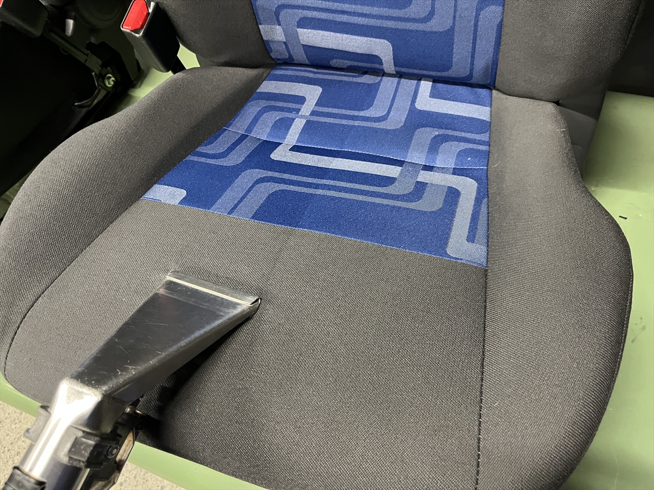 車内クリーニング (リフレッシュ)