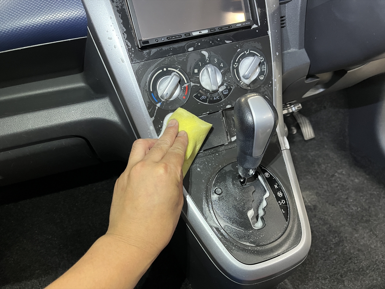 車内クリーニング (リフレッシュ)