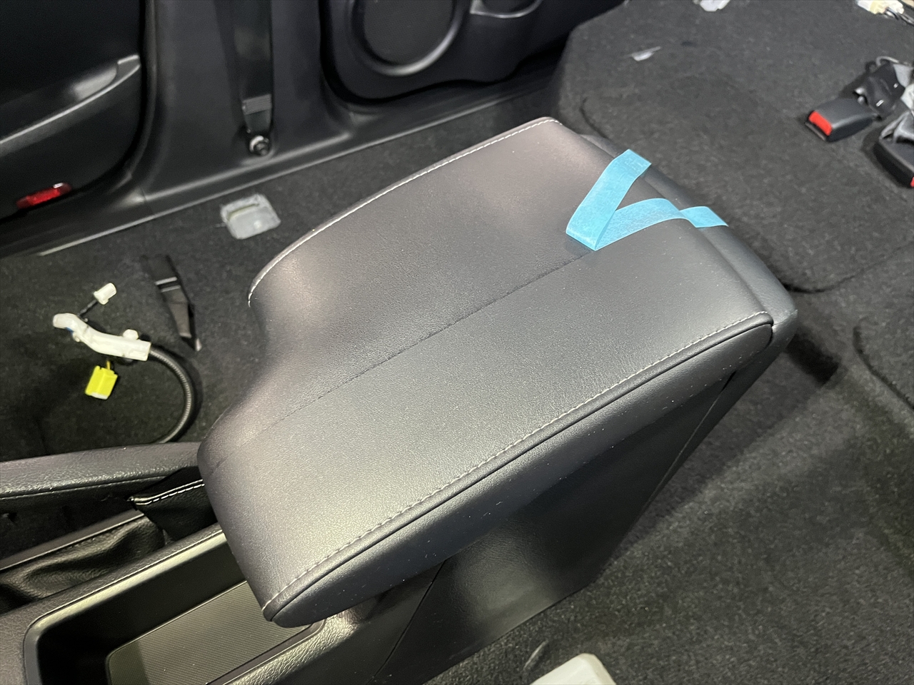 車内クリーニング (体臭・脂臭)