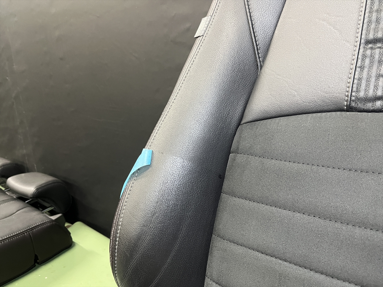 車内クリーニング (タバコ臭)