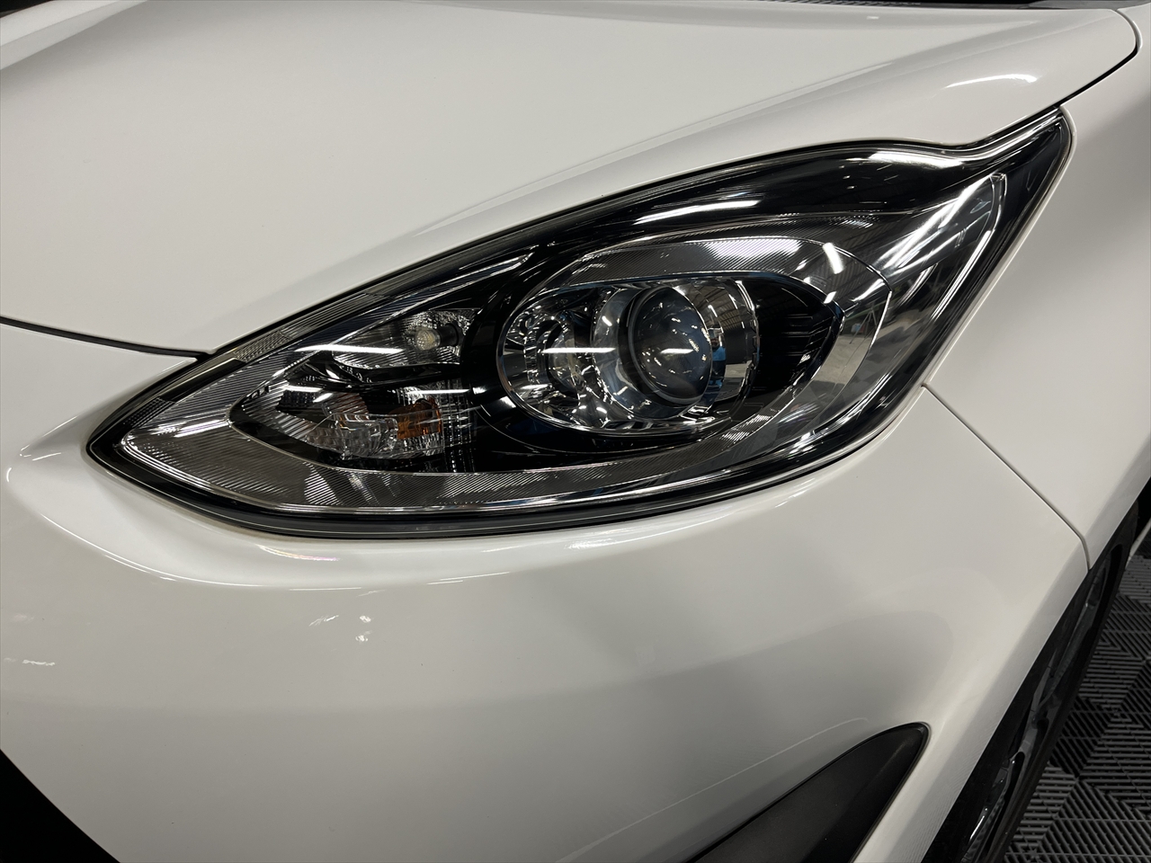 ヘッドライトリペア