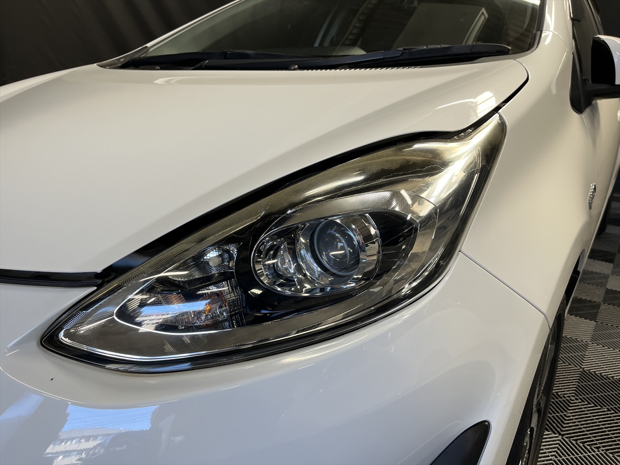 ヘッドライトリペア