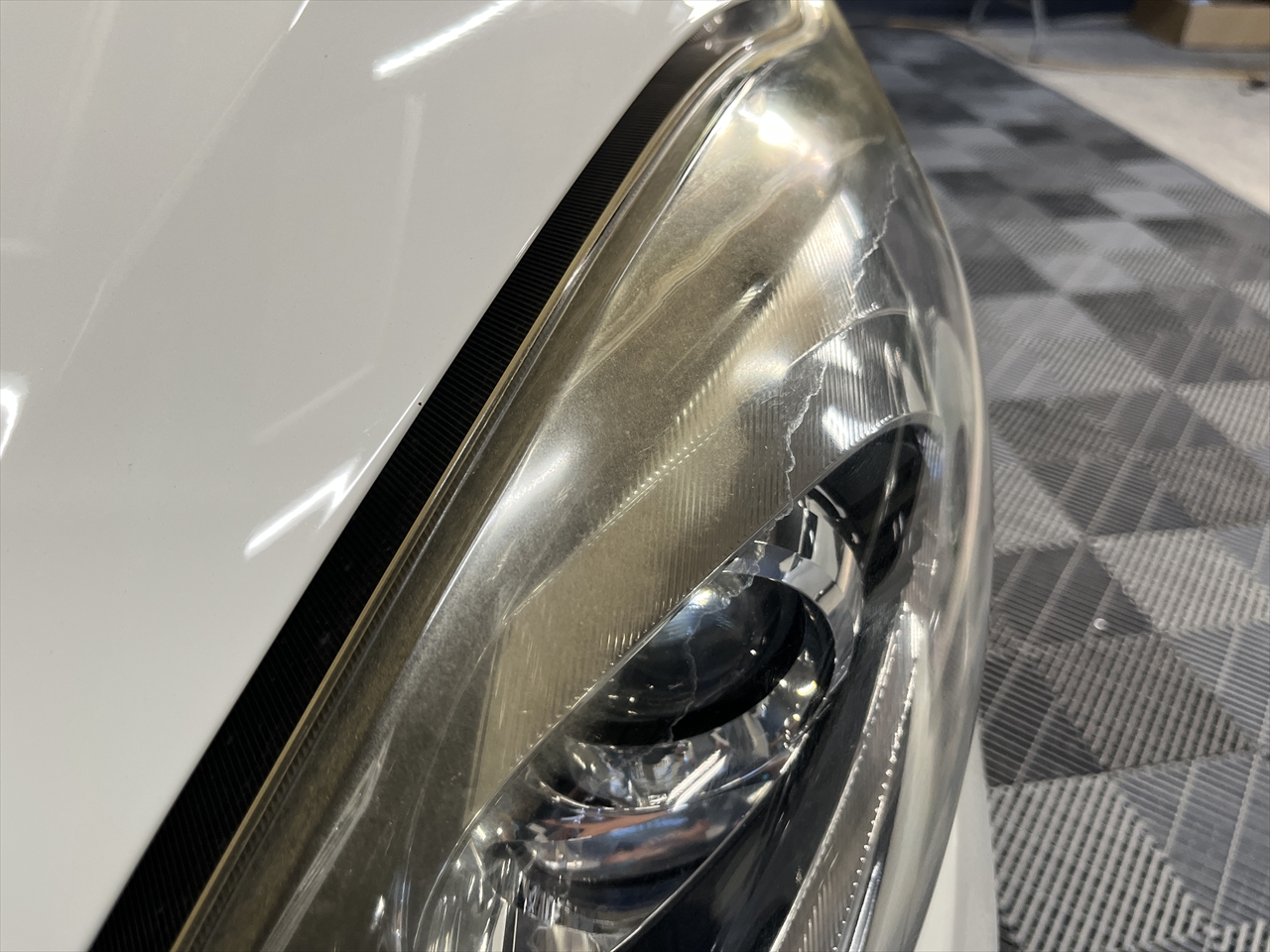 ヘッドライトリペア