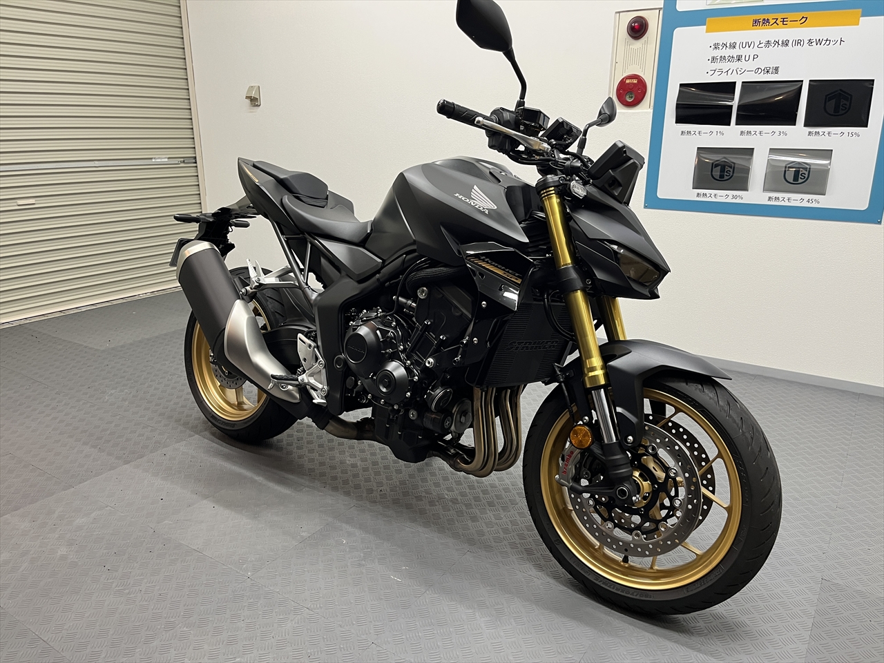 ディスプレイプロテクションフィルム