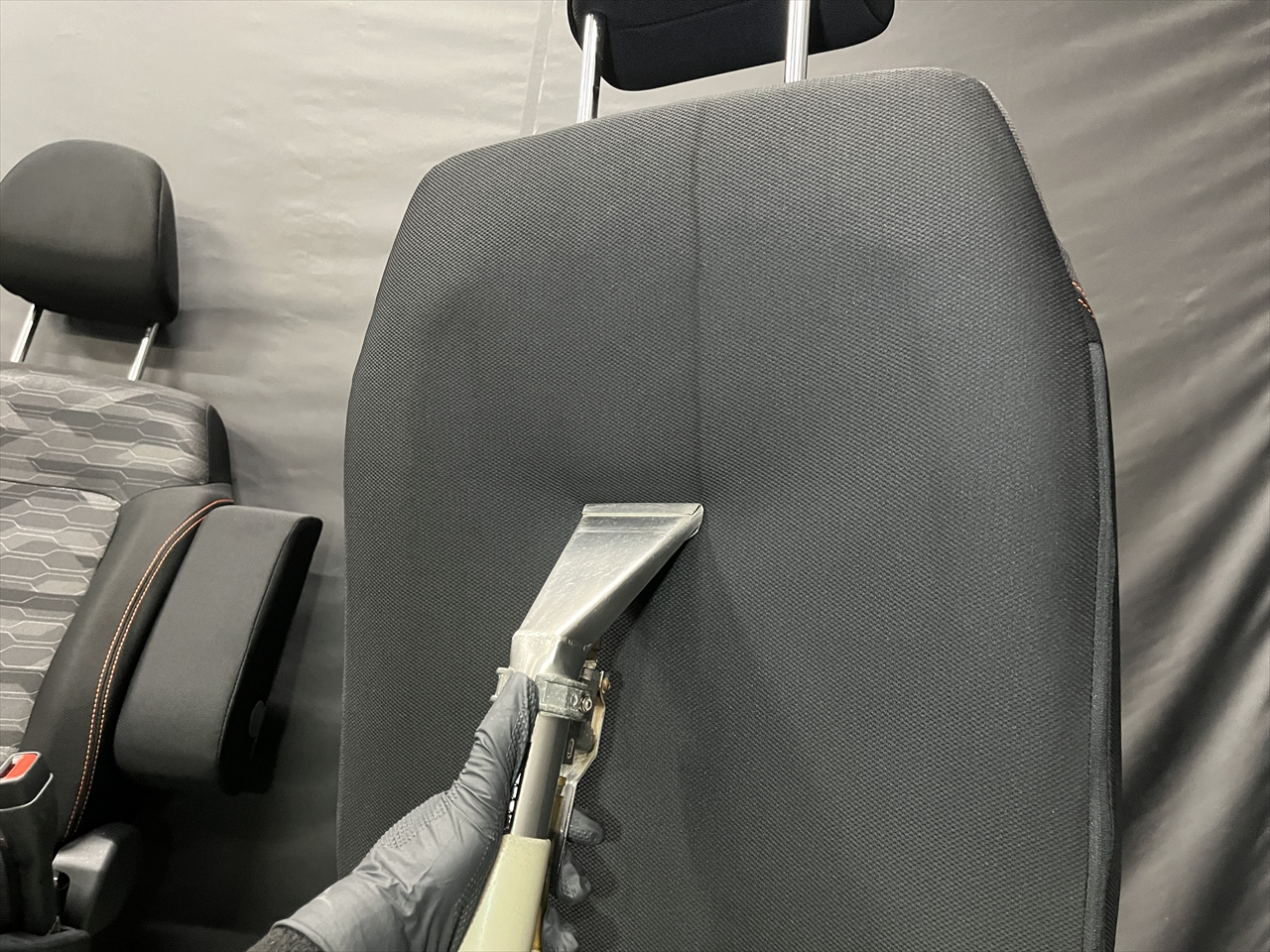 車内クリーニング (お漏らし)