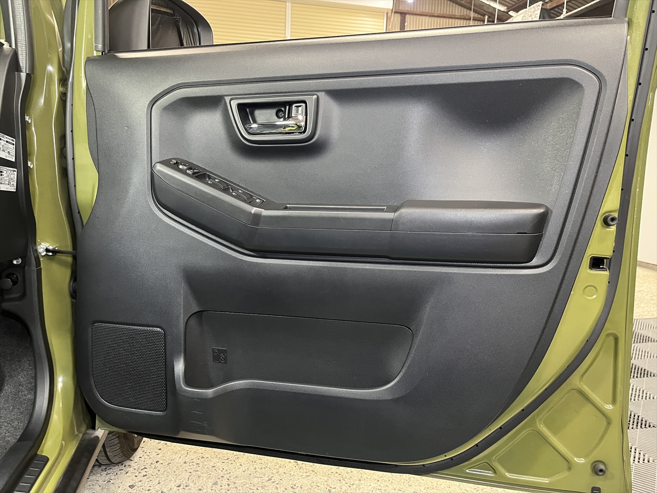 車内クリーニング (お漏らし)