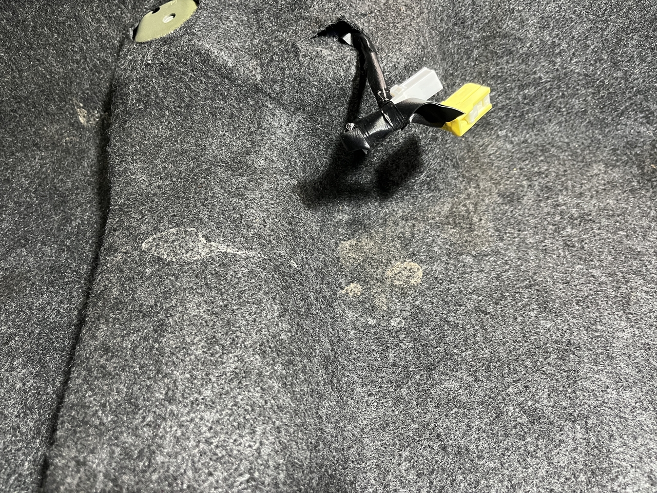 車内クリーニング (お漏らし)