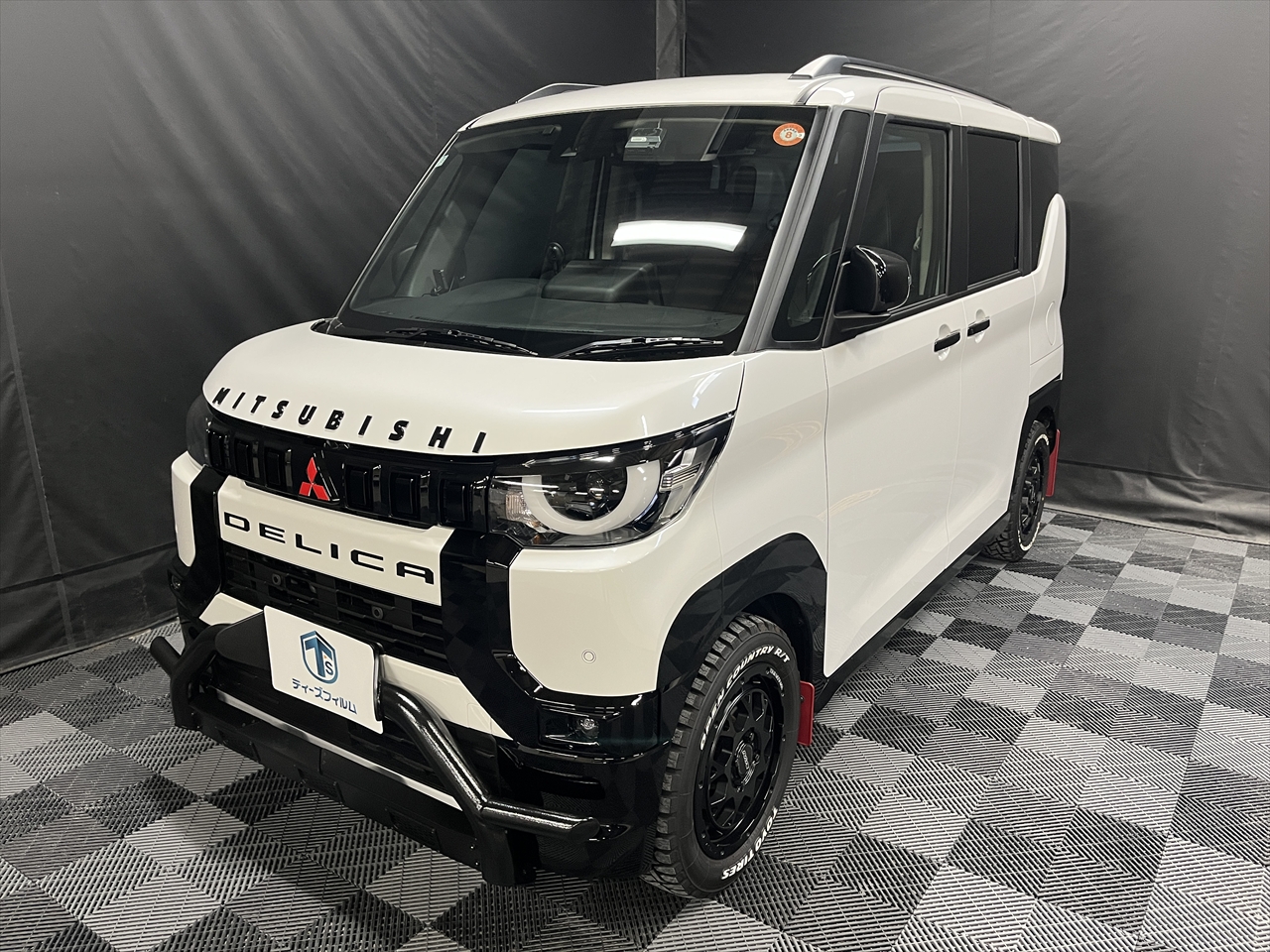 カーラッピングフィルム(ボンネット)