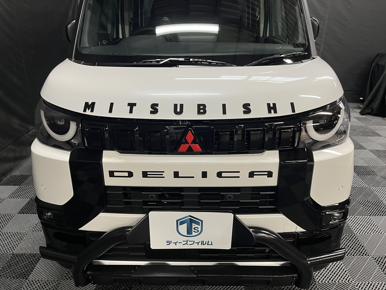 カーラッピングフィルム(ボンネット)