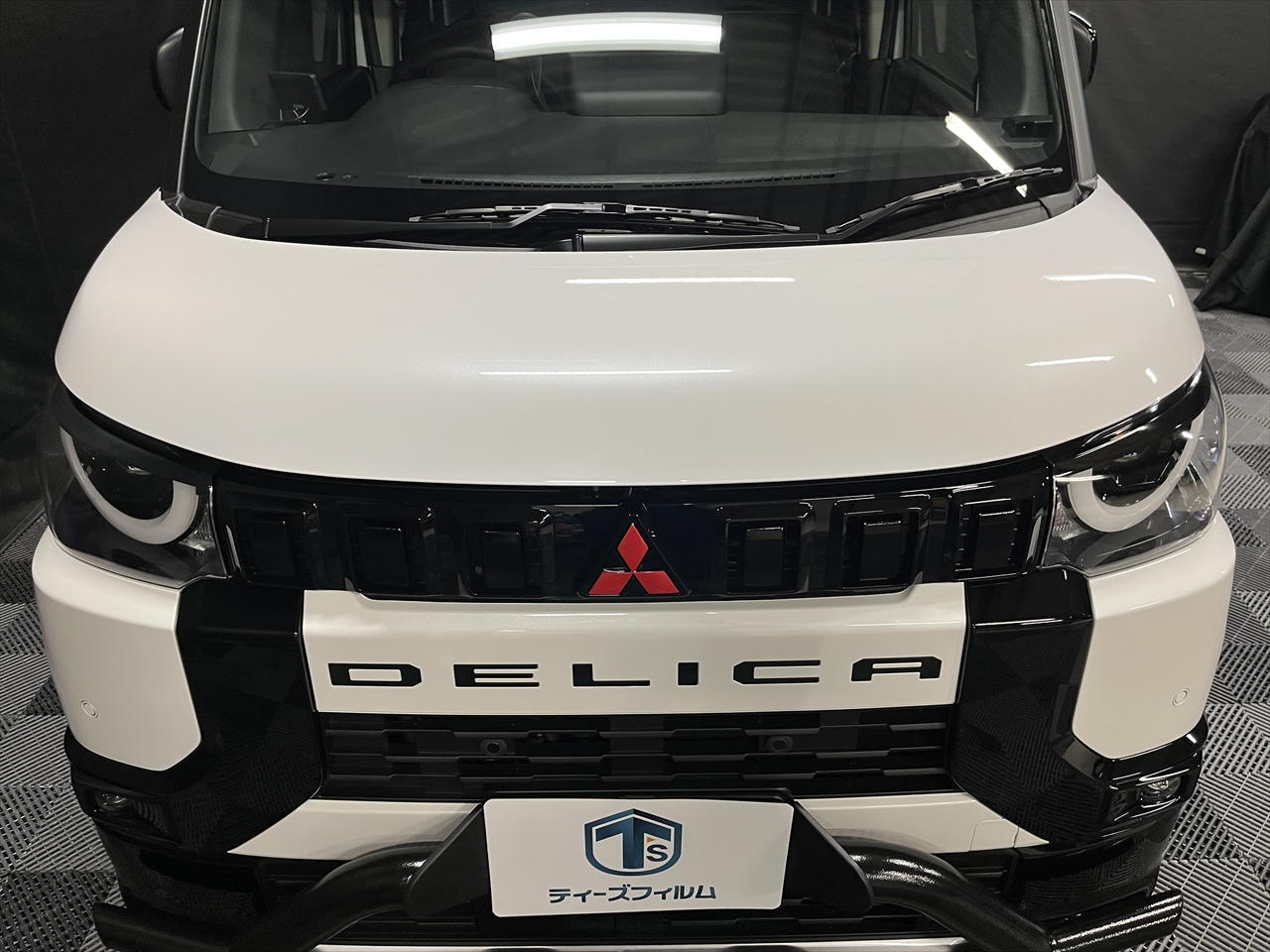 カーラッピングフィルム(ボンネット)