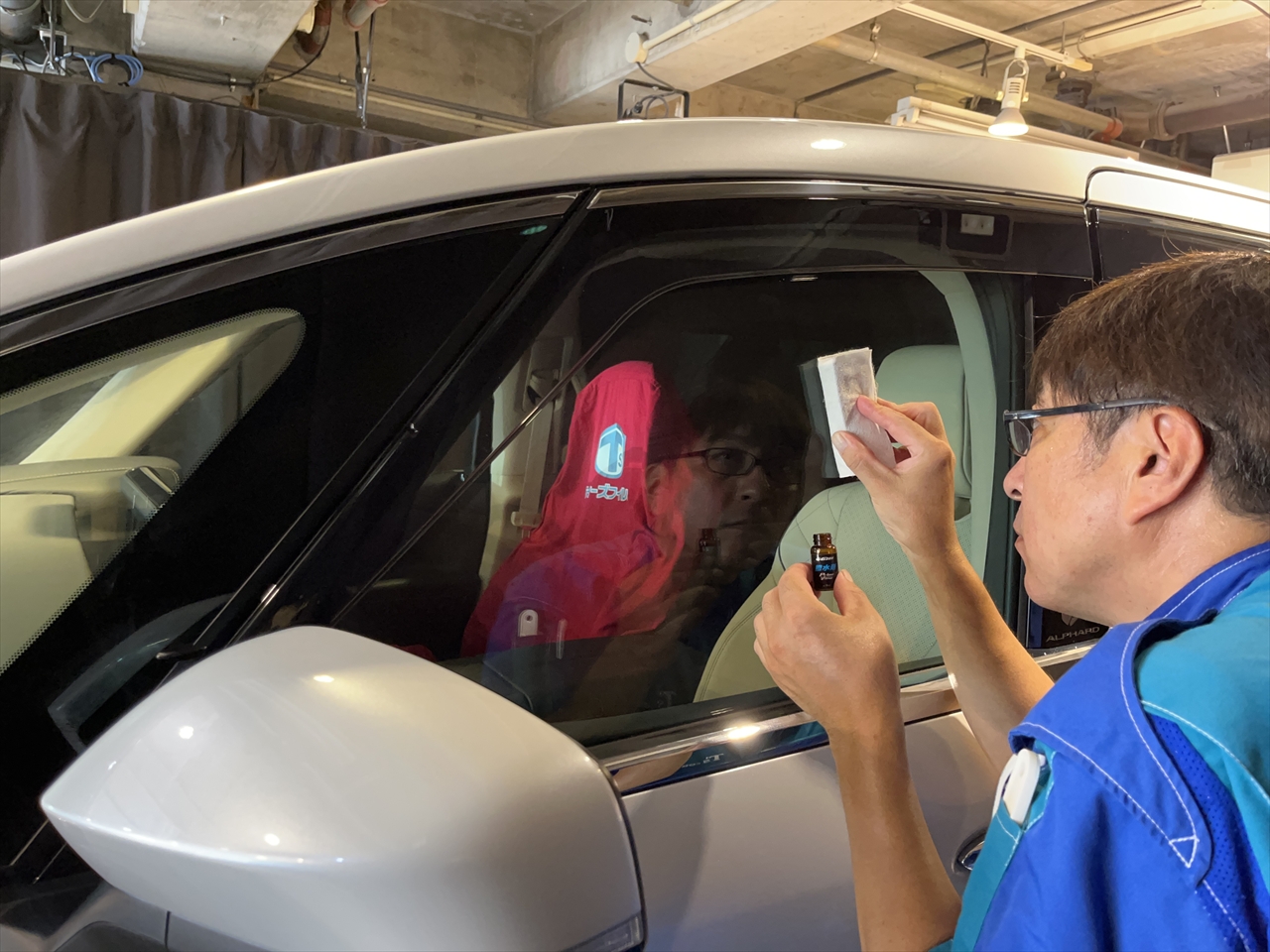 ガラス撥水コーティング