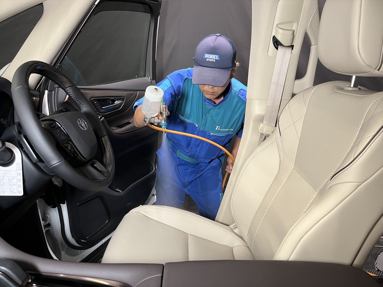 レザーコーティング