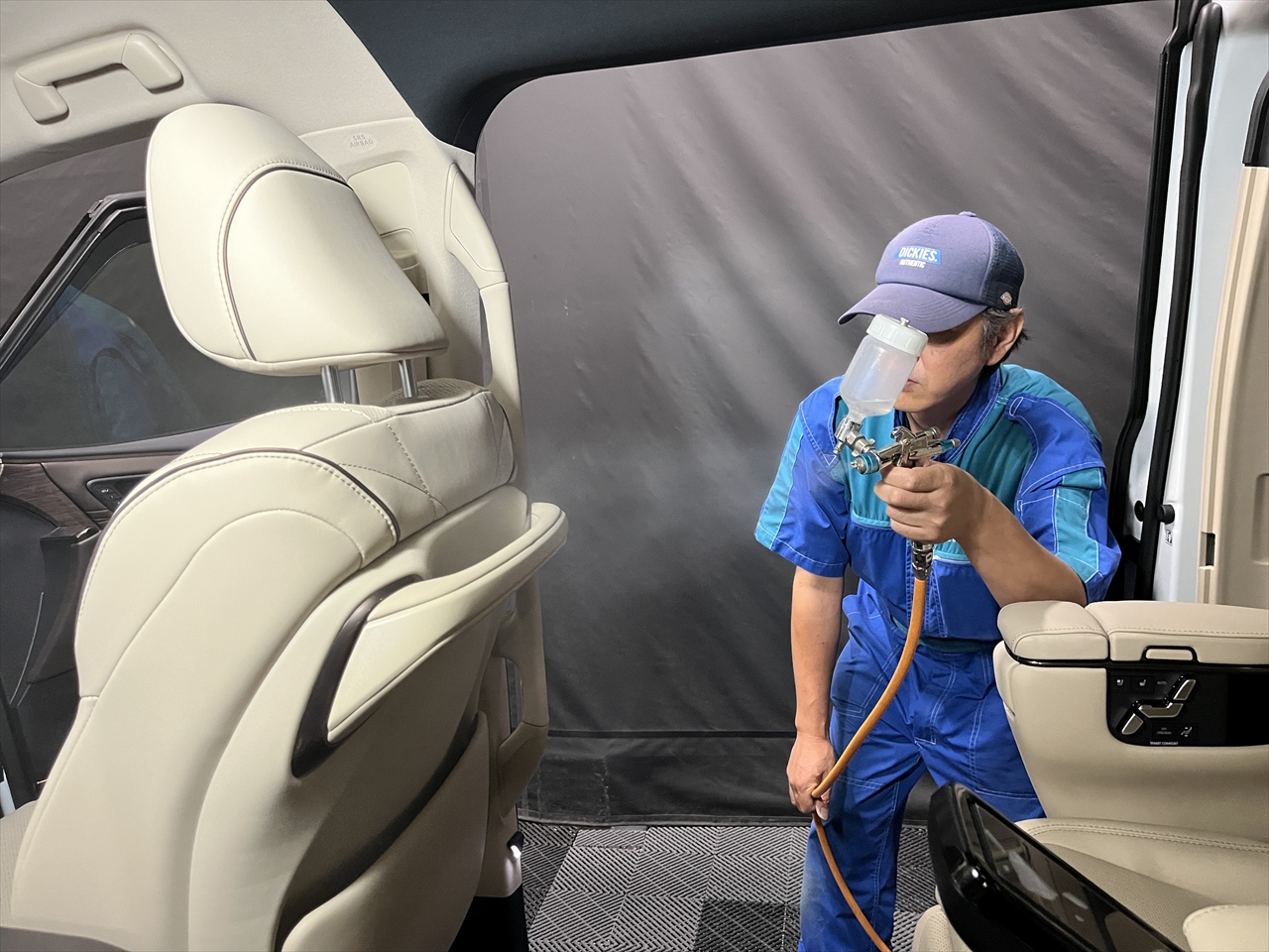 レザーコーティング