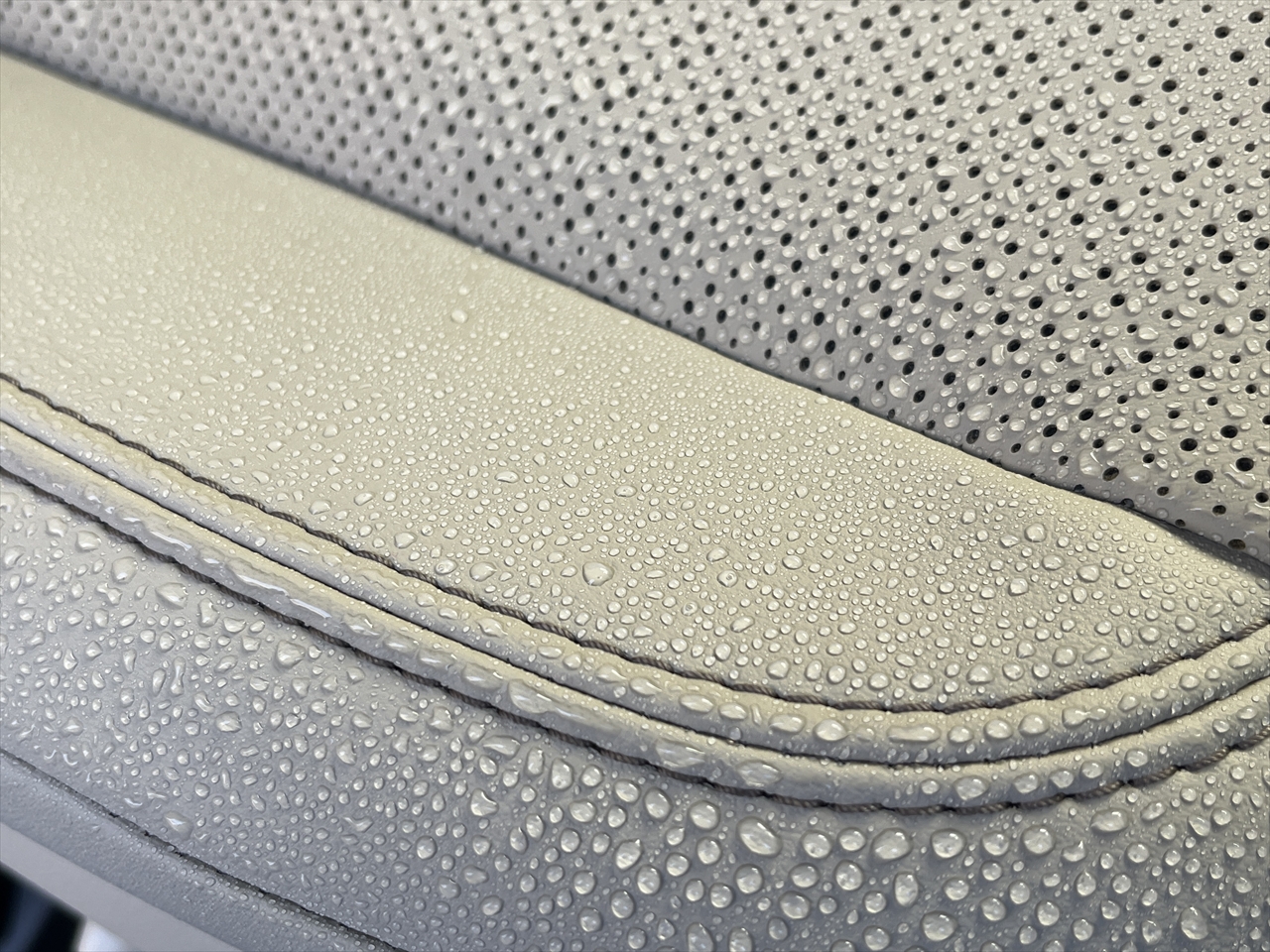 レザーコーティング