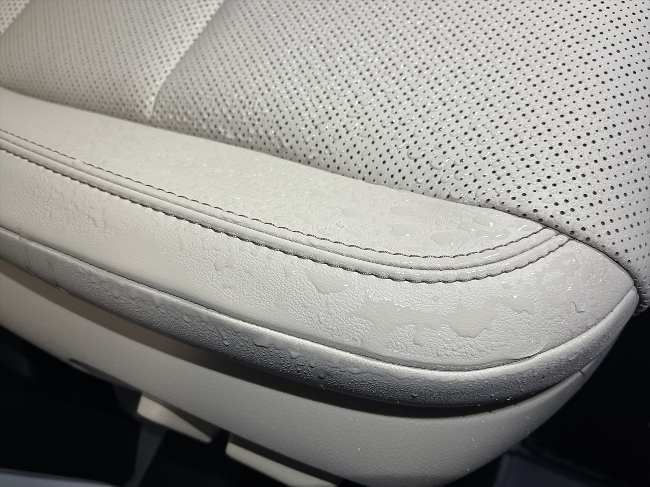 レザーコーティング