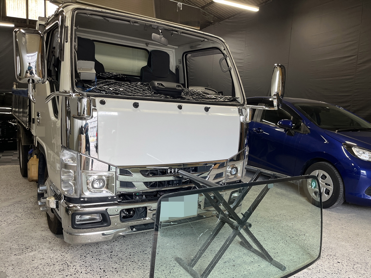 フロントガラス交換・修理