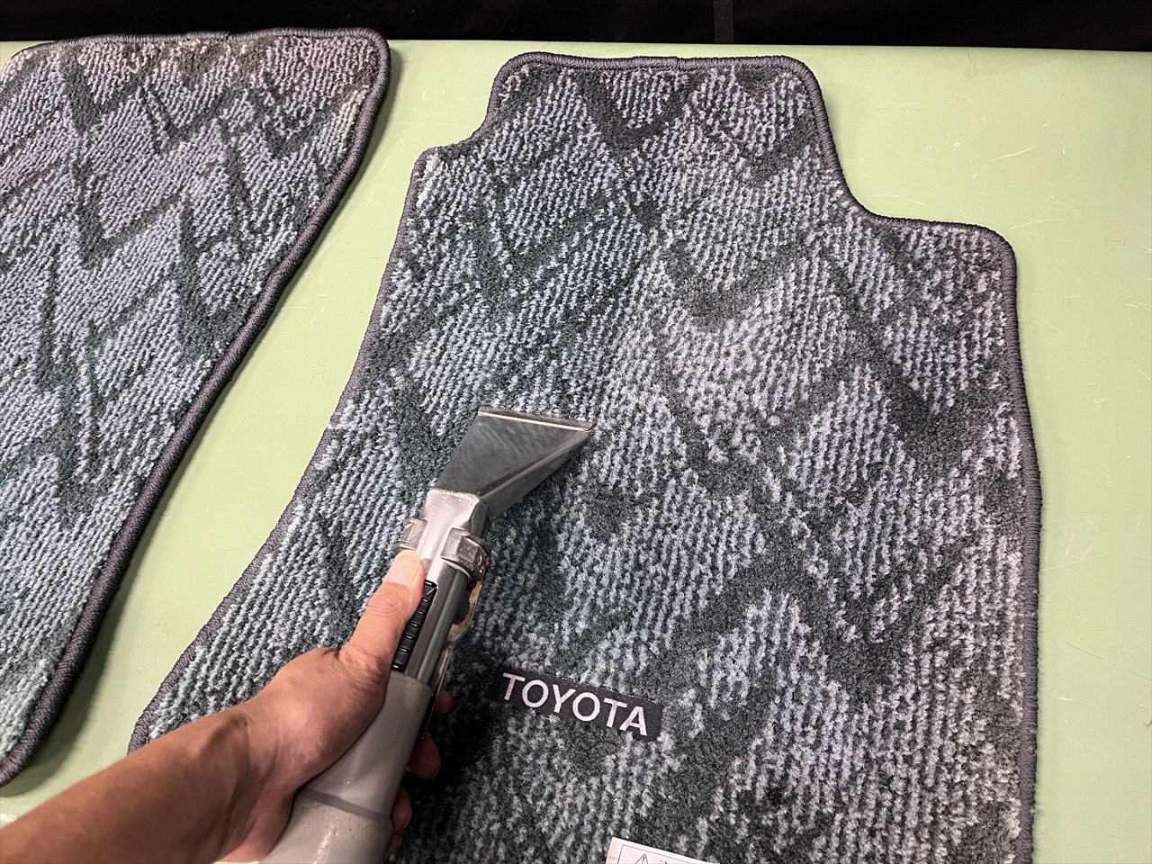 車内クリーニング(嘔吐)