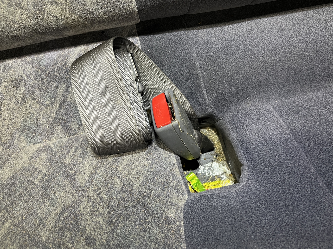 車内クリーニング(嘔吐)