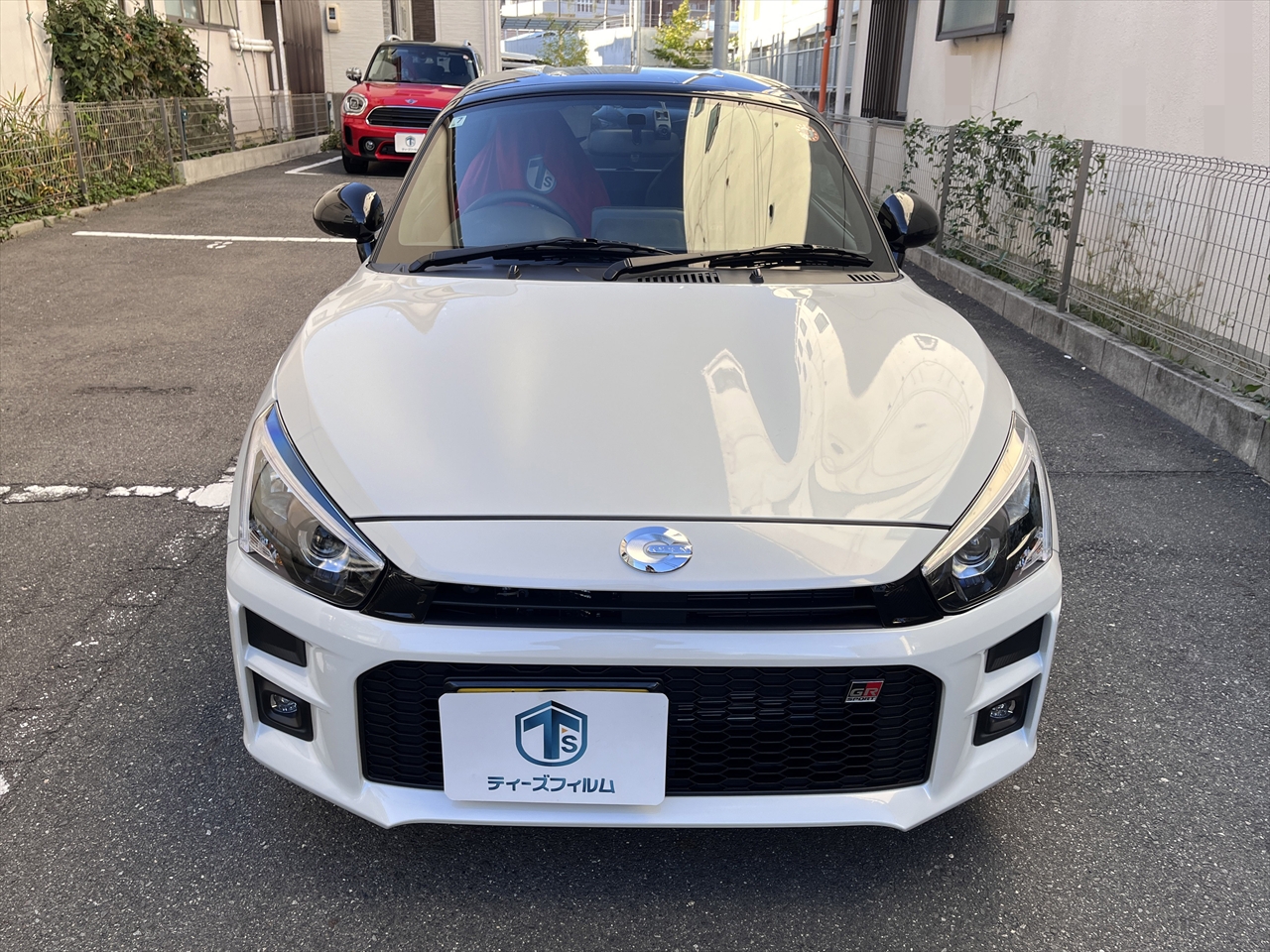 カスタムエアロパーツ(フロントノーズ・リアウイング)