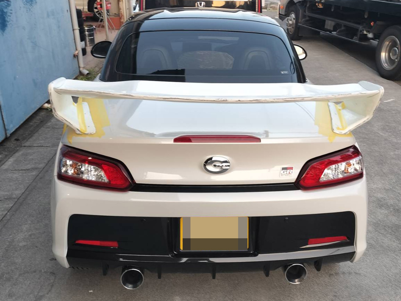 カスタムエアロパーツ(フロントノーズ・リアウイング)