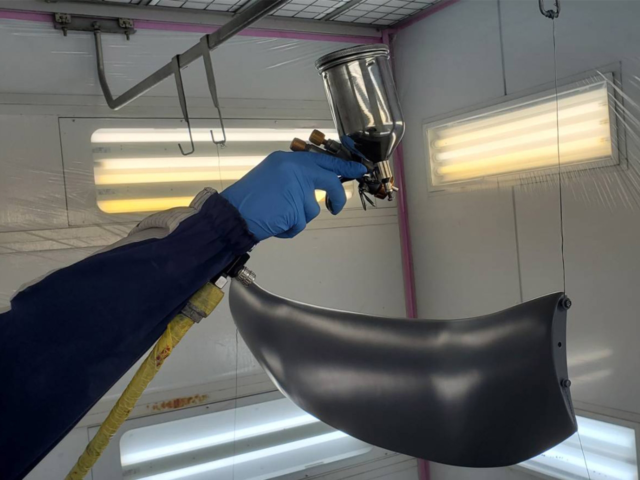 カスタムエアロパーツ(フロントノーズ・リアウイング)