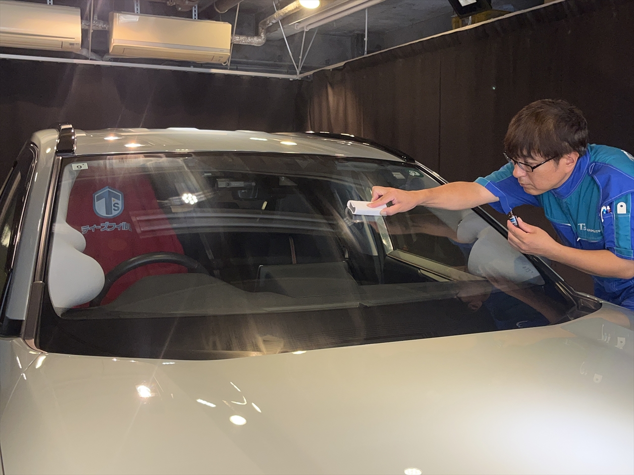 ガラス撥水コーティング