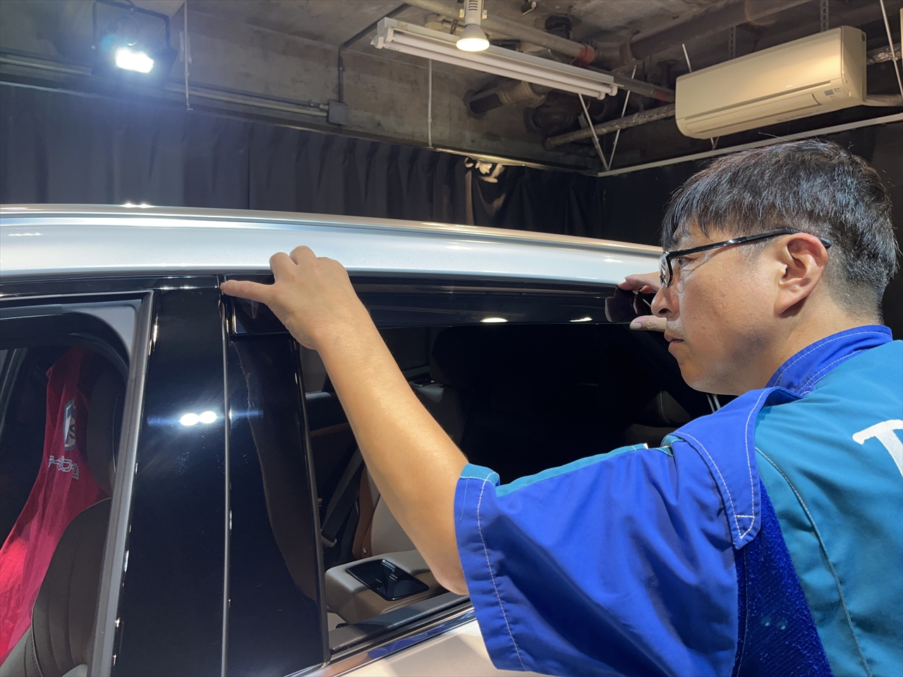 用品取付(ドアバイザー)