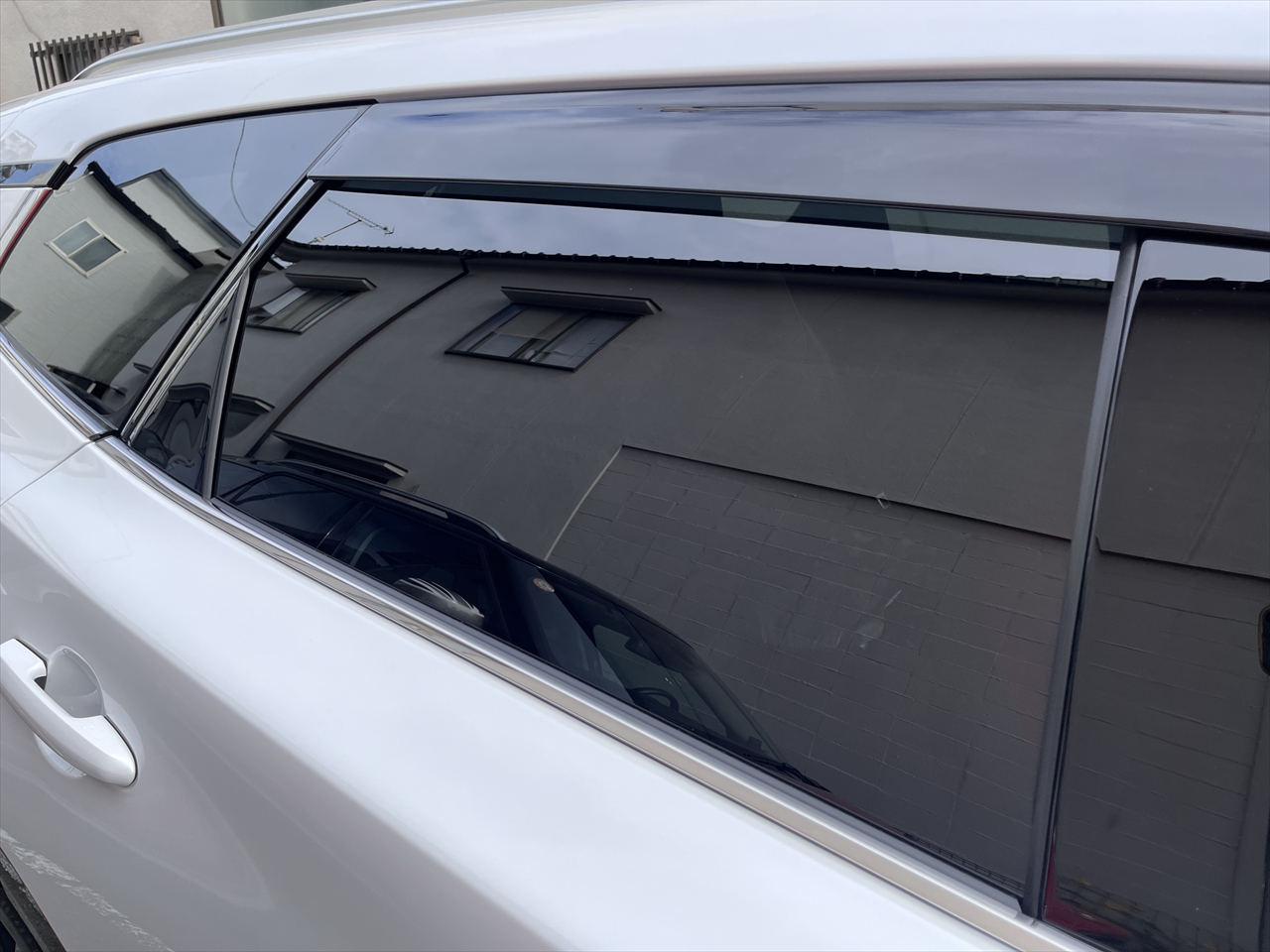 ガラス撥水コーティング