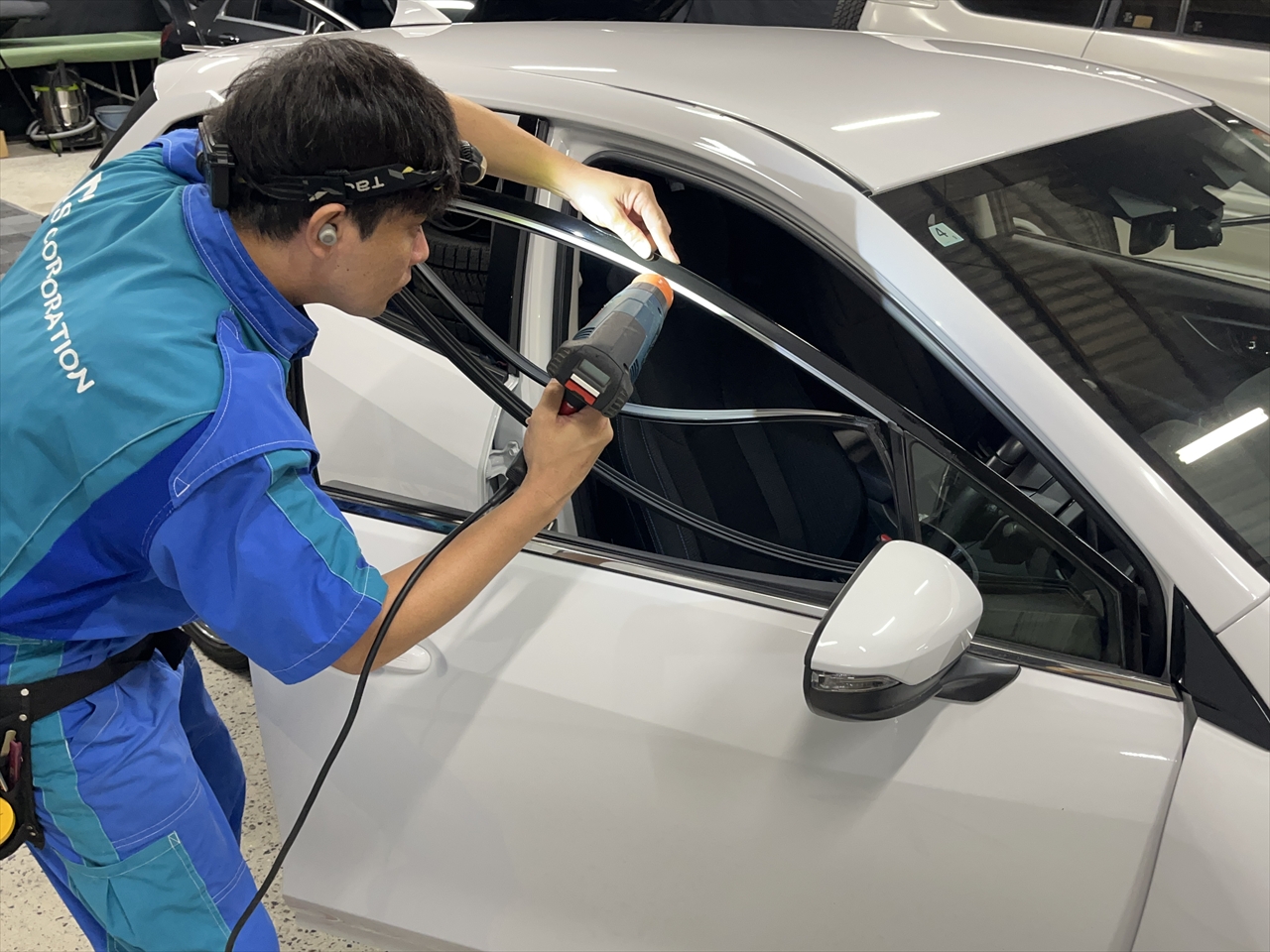 カーラッピングフィルム(ドアモール)